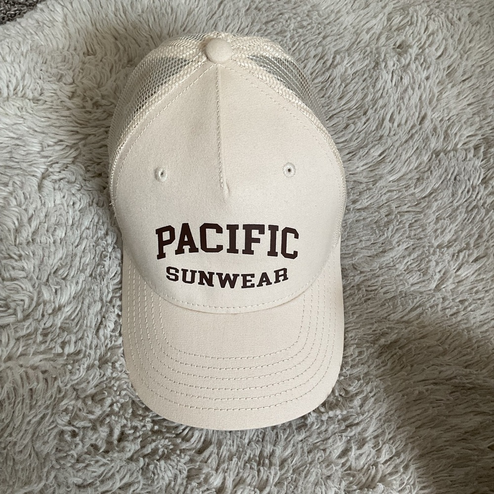 pacsun beige hat
